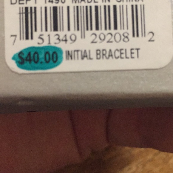 Initial bracelet - Picture 2 of 3